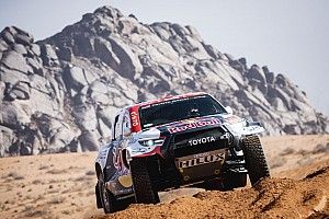 Dakar 2022, Stage 1: Al-Attiyah eases to win, disaster for Audi