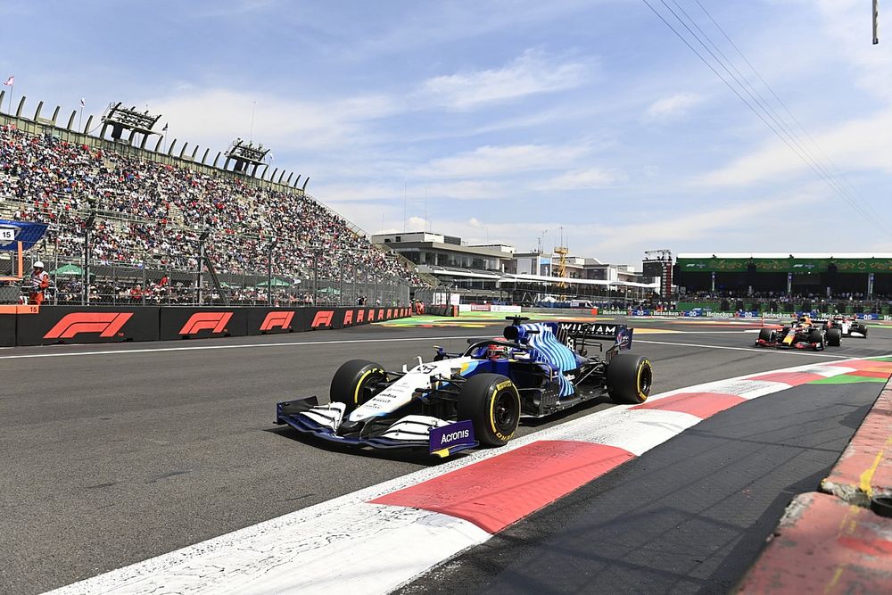 Williams не знает причину поломок коробок передач у Расселла