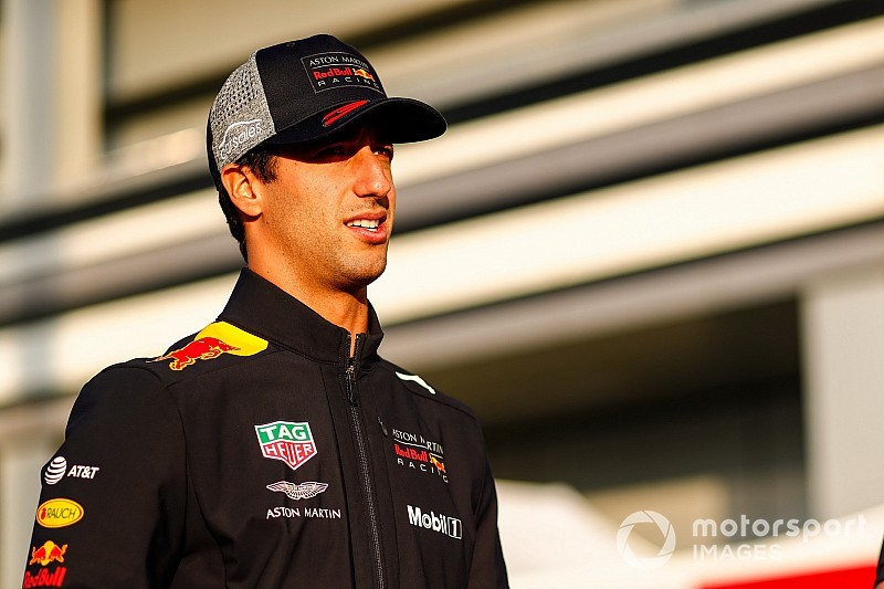 Blocking Sainz deal cost Red Bull Ricciardo - Abiteboul