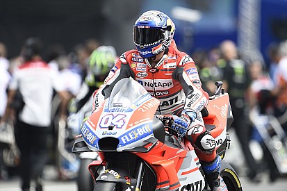Austria MotoGP: Dovizioso tops FP1, problems for Rossi