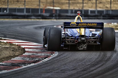 Andretti, Penske drivers on “different setup islands” within teams