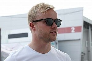 Rosenqvist impresses Ganassi team at Barber test