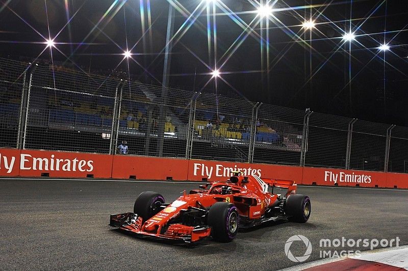 Raikkonen snelste op eerste dag in Singapore, Verstappen derde