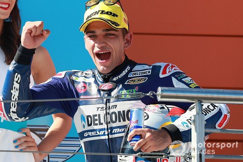 Mondiale Moto3 2018: Martin sfrutta il ko di Bezzecchi e vola a +26