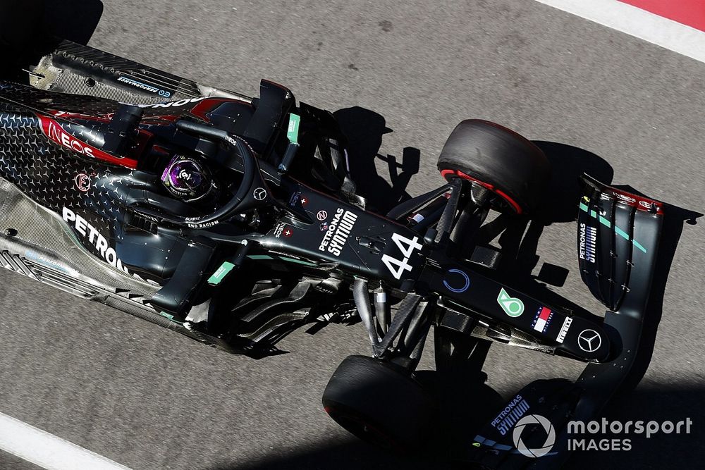 Hamilton: "Mercedes için güzel bir gün"