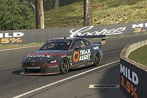 Holdsworth to run Navy livery for Bathurst