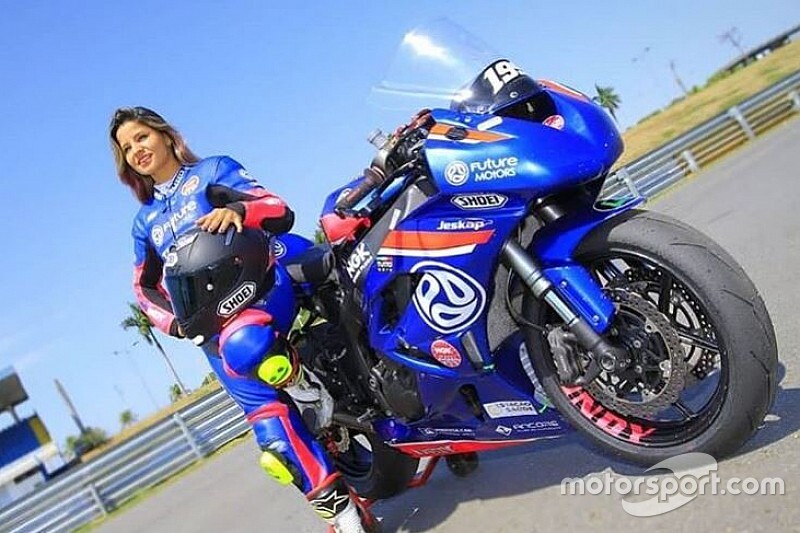 Campeã brasileira de Superbike morre durante corrida em Goiânia