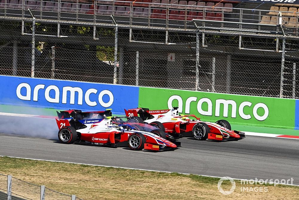 Ennyivel lassabb az F2 és az F3 mezőnye a Forma-1-nél