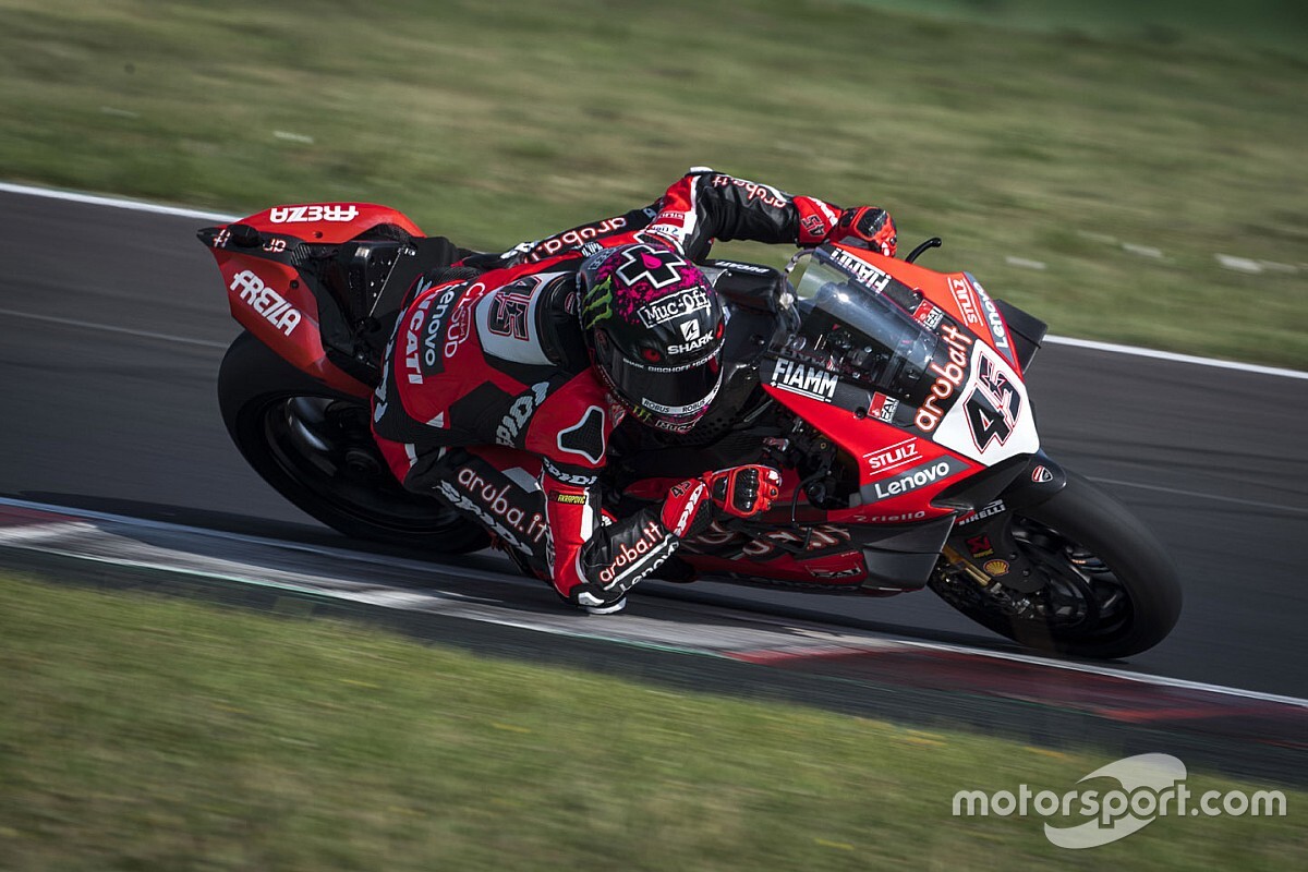 SBK, Test Misano, Day 1: Redding e Ducati al top, caduta per Rea
