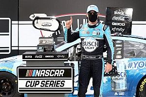 Фото: NASCAR в Дарлингтоне – первая гонка после паузы