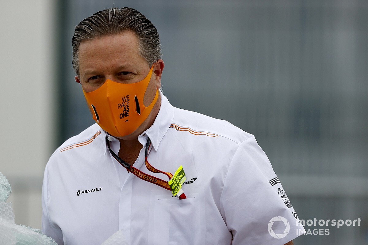 Zak Brown elárulta, miért dönthetett mellettük Daniel Ricciardo a Renault helyett