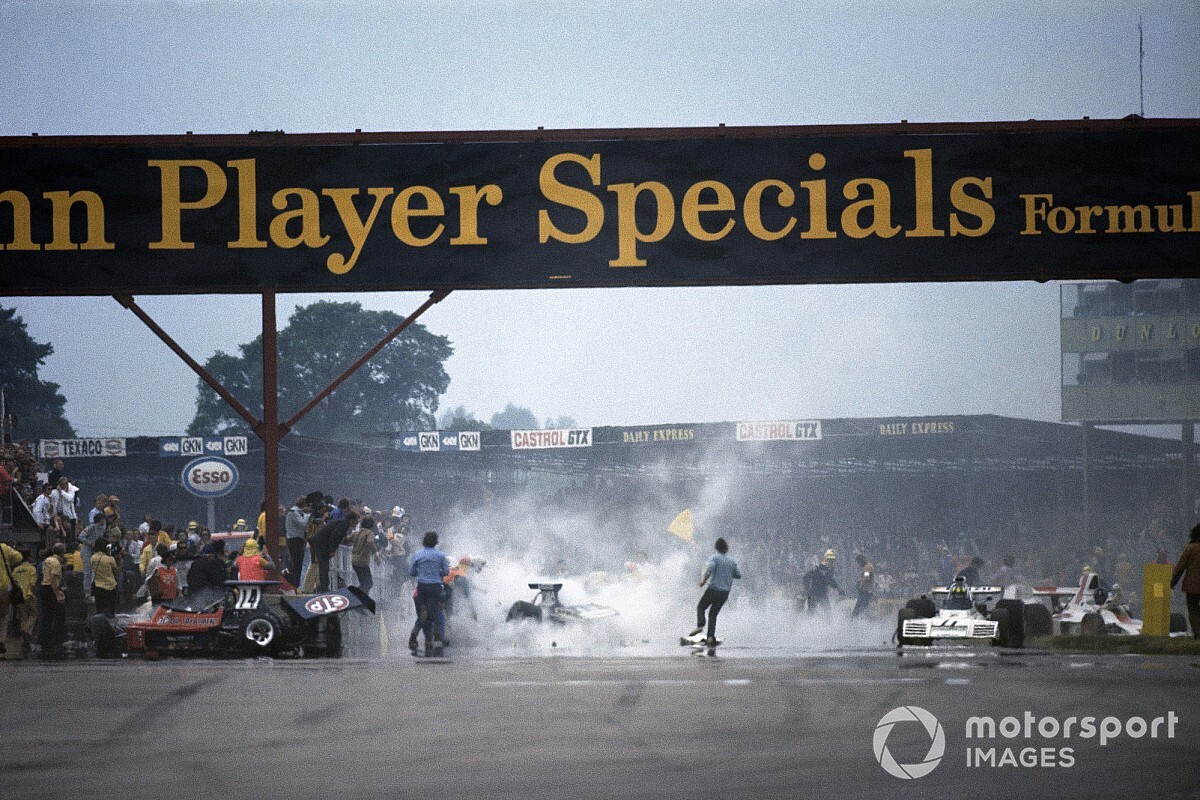 La intrahistoria del brutal accidente múltiple de Silverstone 73