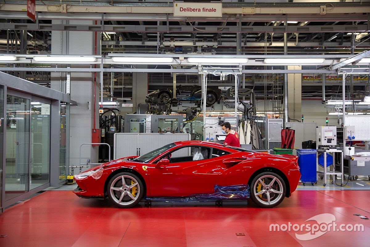 Ferrari: produzione a pieno regime in attesa della F1