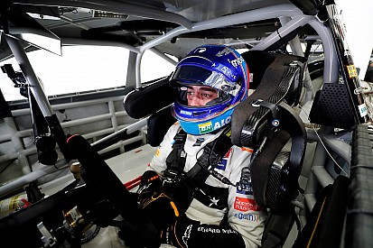 Зак Браун попробует уговорить Алонсо выступить в дорожной гонке NASCAR