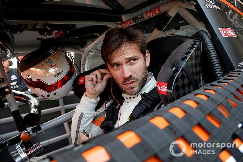 Daniel Suárez es sustituido por Truex en Joe Gibbs Racing