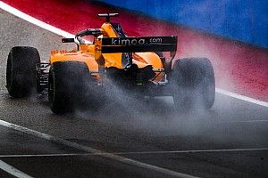 «Алонсо решил поиграть». Лучшее из радиопереговоров в США