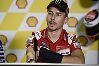 Lorenzo, operado con éxito del pie derecho