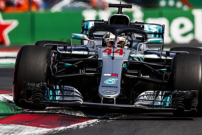Hamilton: Red Bull ulaşılamaz görünüyor, Ferrari ile benzer tempodayız