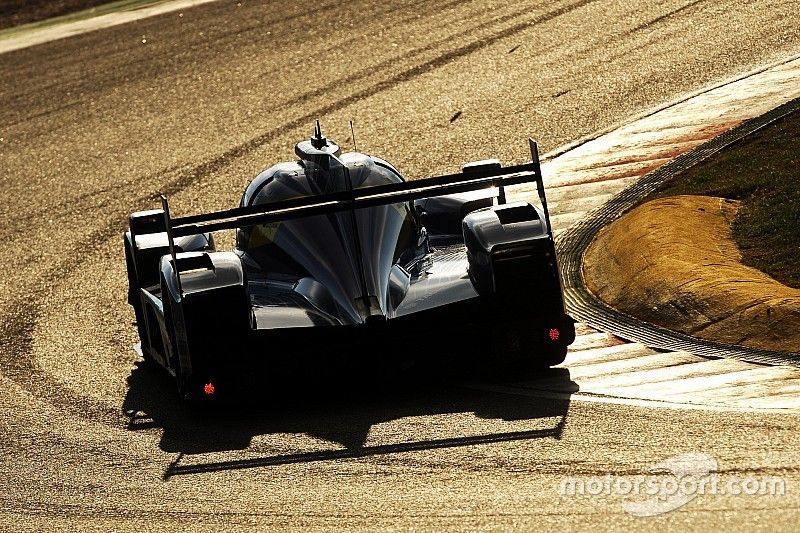 #47 Cetilar Villorba Corse Dallara P217 - Gibson: Roberto Lacorte, Giorgio Sernagiotto, Felipe Nasr