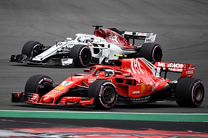 Haas patronu: Alfa/Ferrari ortaklığı "bizi bağlamaz"