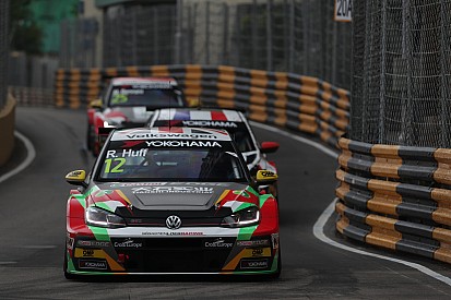 Macau WTCR: Huff sets new lap record, tops practice