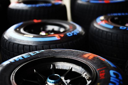 Az FIA döntött: nincs több extra esőgumi az F1 mezőnyének