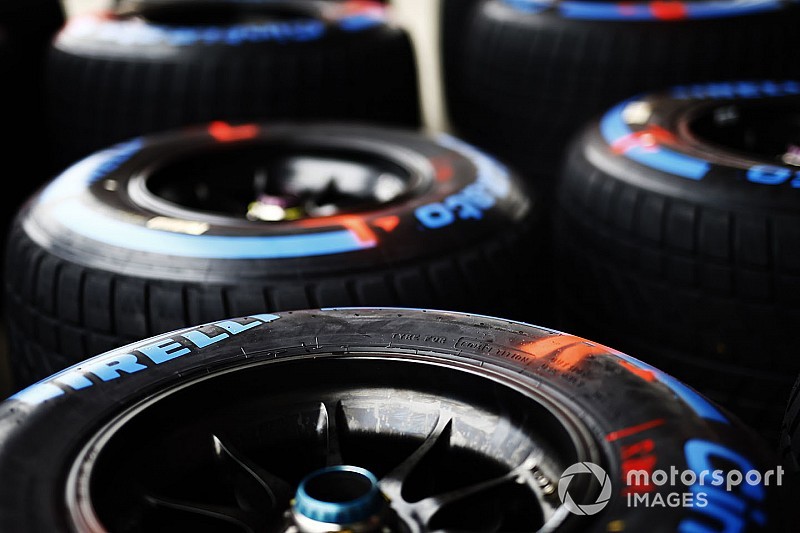 Az FIA döntött: nincs több extra esőgumi az F1 mezőnyének