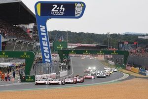 24H de Le Mans: Porsche lidera a los Cadillac; Toyota busca el ritmo