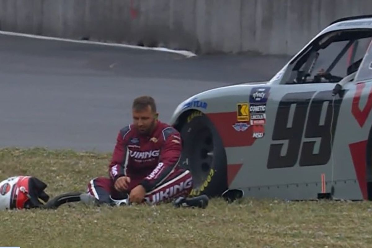 Matt DiBenedetto's feet were