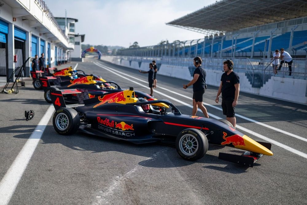 Red Bull, Academia