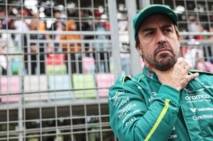 Alonso: &ldquo;Estaba claro: si salgo delante pasa de todo; si salgo detr&aacute;s, no hay caos&rdquo;