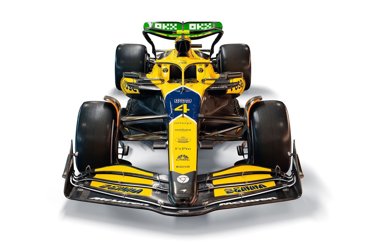 【安心発送】 マクラーレンF1、没後30年のアイルトン・セナに捧げる特別カラー アクセサリー