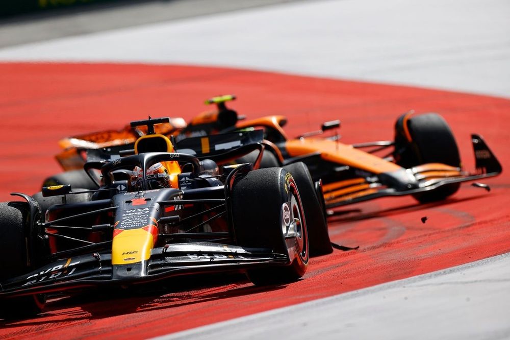 Max Verstappen, Red Bull Racing RB20, Lando Norris, McLaren MCL38, walka o prowadzenie