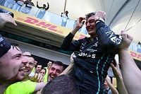 苦節2年。メルセデス代表、ようやく実現したラッセルF1初優勝への旅路を回想「これまで彼を失望させてきた……」