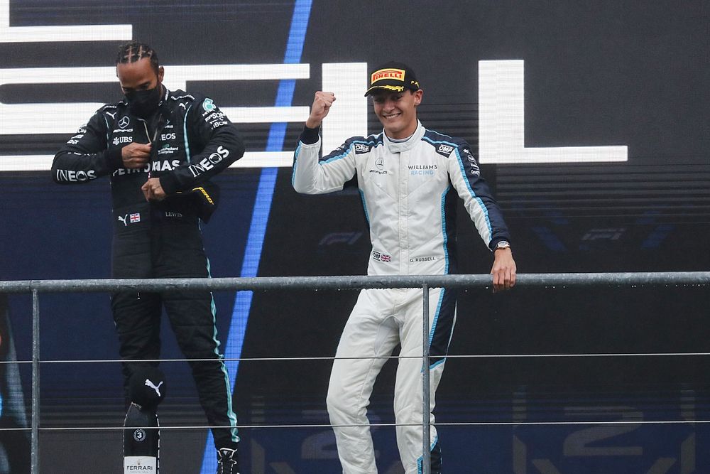 Hamilton niet bang voor duel met Russell: "Ben in een ander stadium in mijn leven"