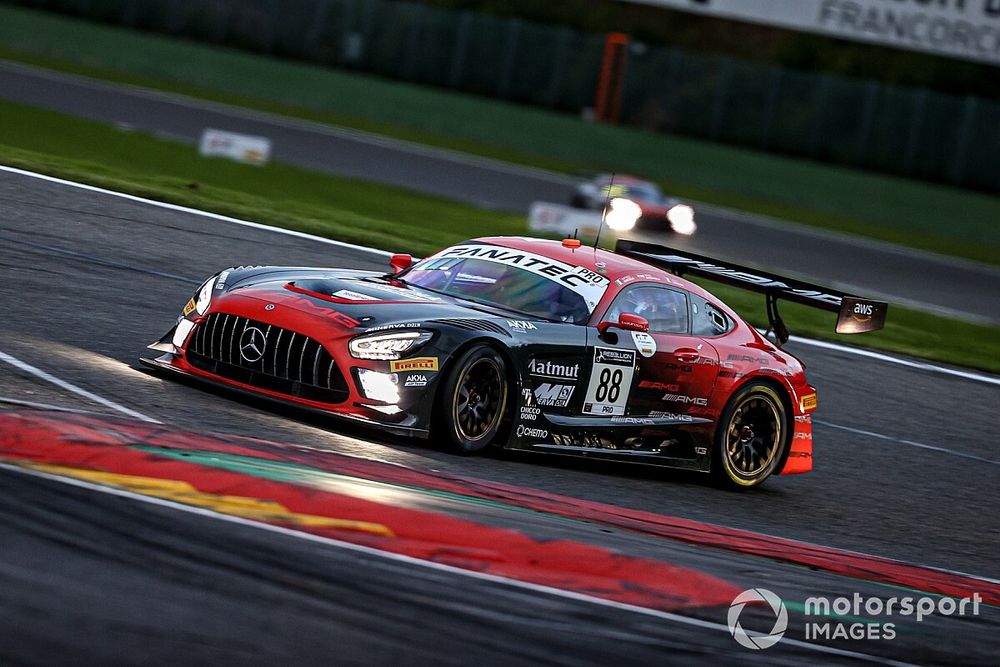 24h Spa: Mercedes-AKKA svetta fra i Top20 delle Qualifiche