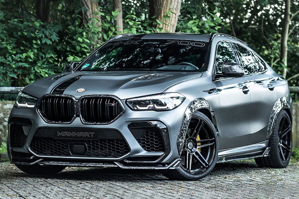 La BMW X6 M in versione Manhart è un trionfo di fibra di carbonio