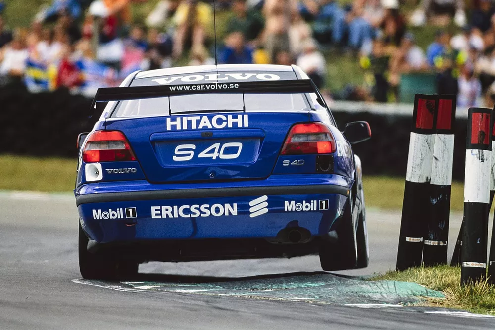 1017690522-LAT-19990717-1999 BTCC R15R16 Snetterton 17