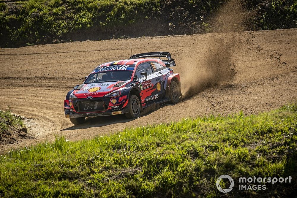 ES7 - Une note "trop rapide" contraint Neuville à l'abandon