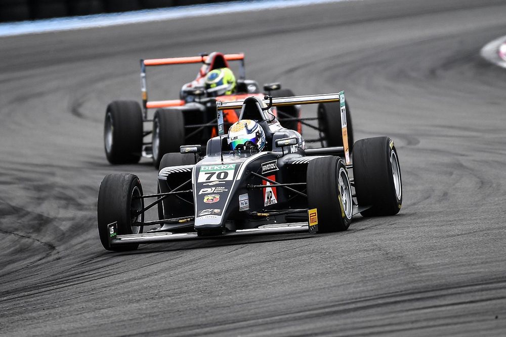 F4: ancora Tramnitz nella terza del Paul Ricard