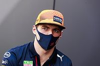 A Verstappen no le molestan los juegos mentales con Hamilton