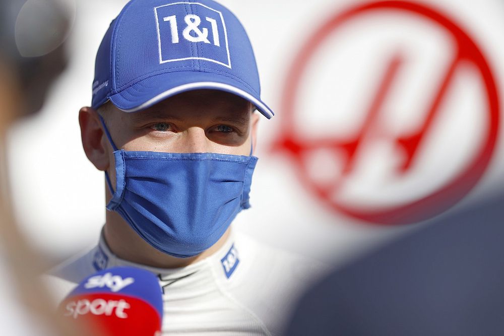 Bergernek tetszik, amit lát – Mick egy „tipikus Schumacher”