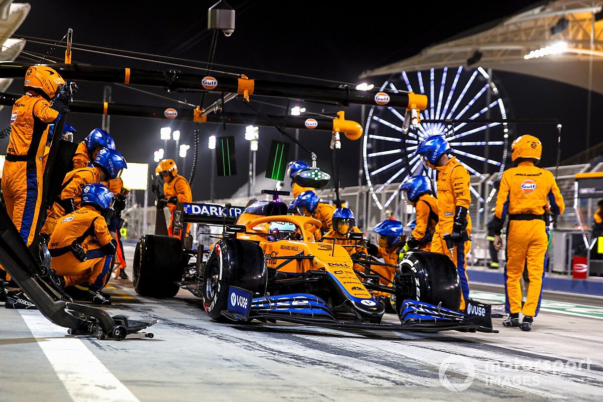 McLaren vond ‘aanzienlijke’ schade aan auto Ricciardo in Bahrein