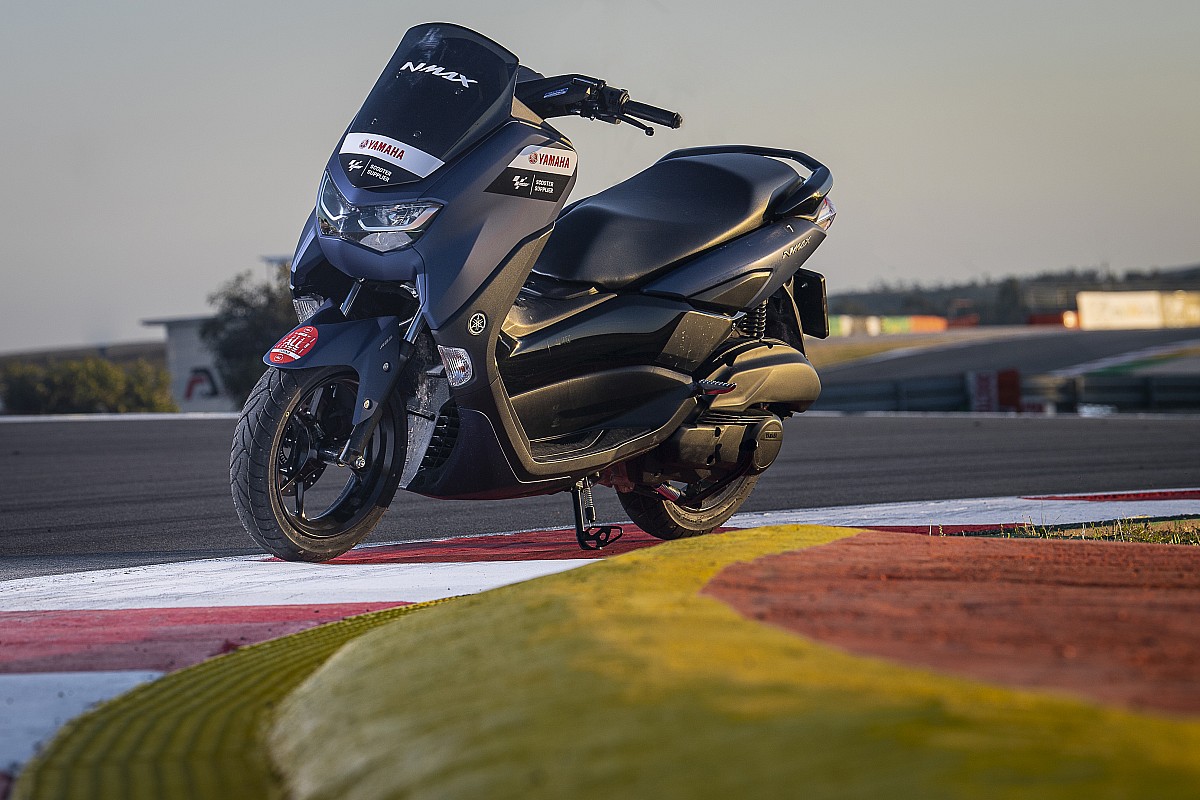 Yamaha NMAX Tetap Jadi Skuter Resmi MotoGP