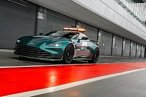  Aston Martin svela la nuova splendida safety car per la F1