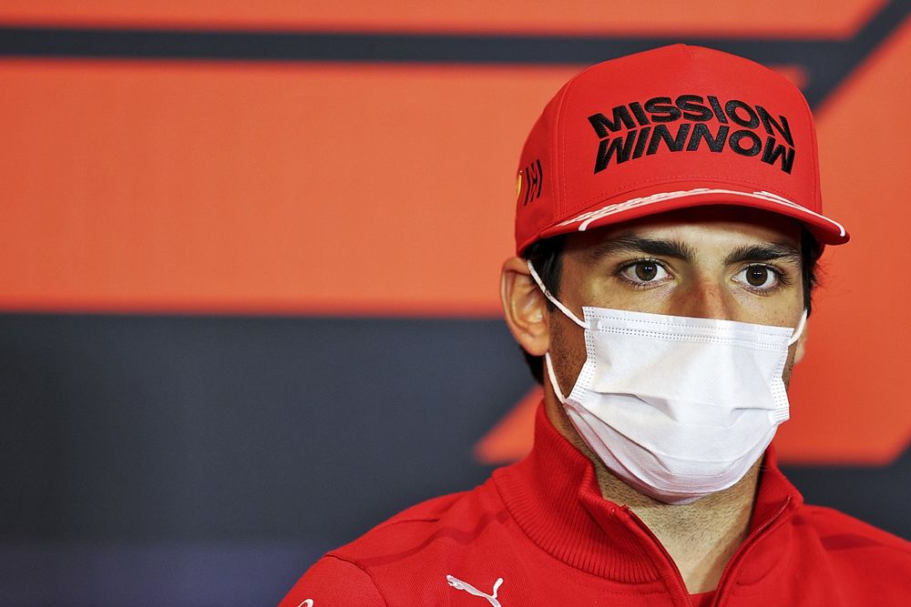 Carlos Sainz Jr., Ferrari in the Press Conference