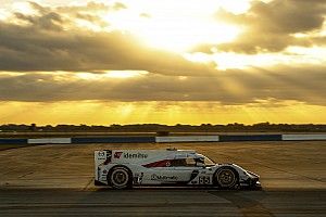 Sebring 12H Hour 9: Mazda locked in battle with Ganassi Cadillac