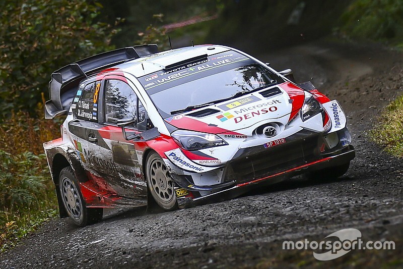 WRC, Rally Galles, PS9: Tanak si porta 2° a un passo da Meeke