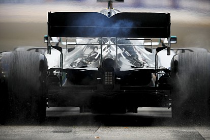 Mercedes sotto investigazione: benzina troppo fredda!