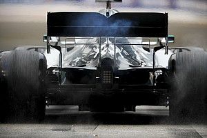 Mercedes sotto investigazione: benzina troppo fredda!